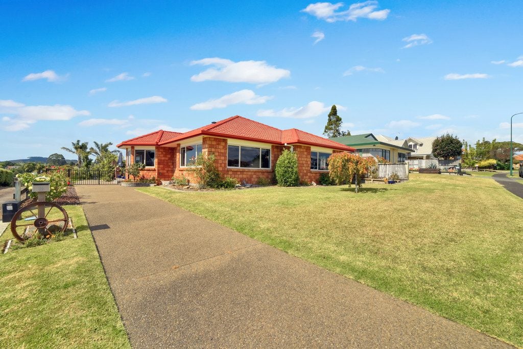 18 Diamond Head, Hairini, Tauranga - Carousel 1