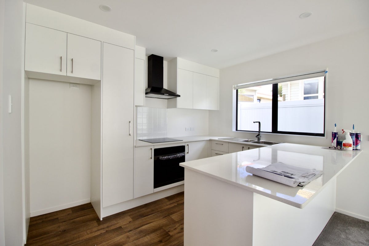 111A Lancaster Road, Beach Haven, Auckland - Carousel 2