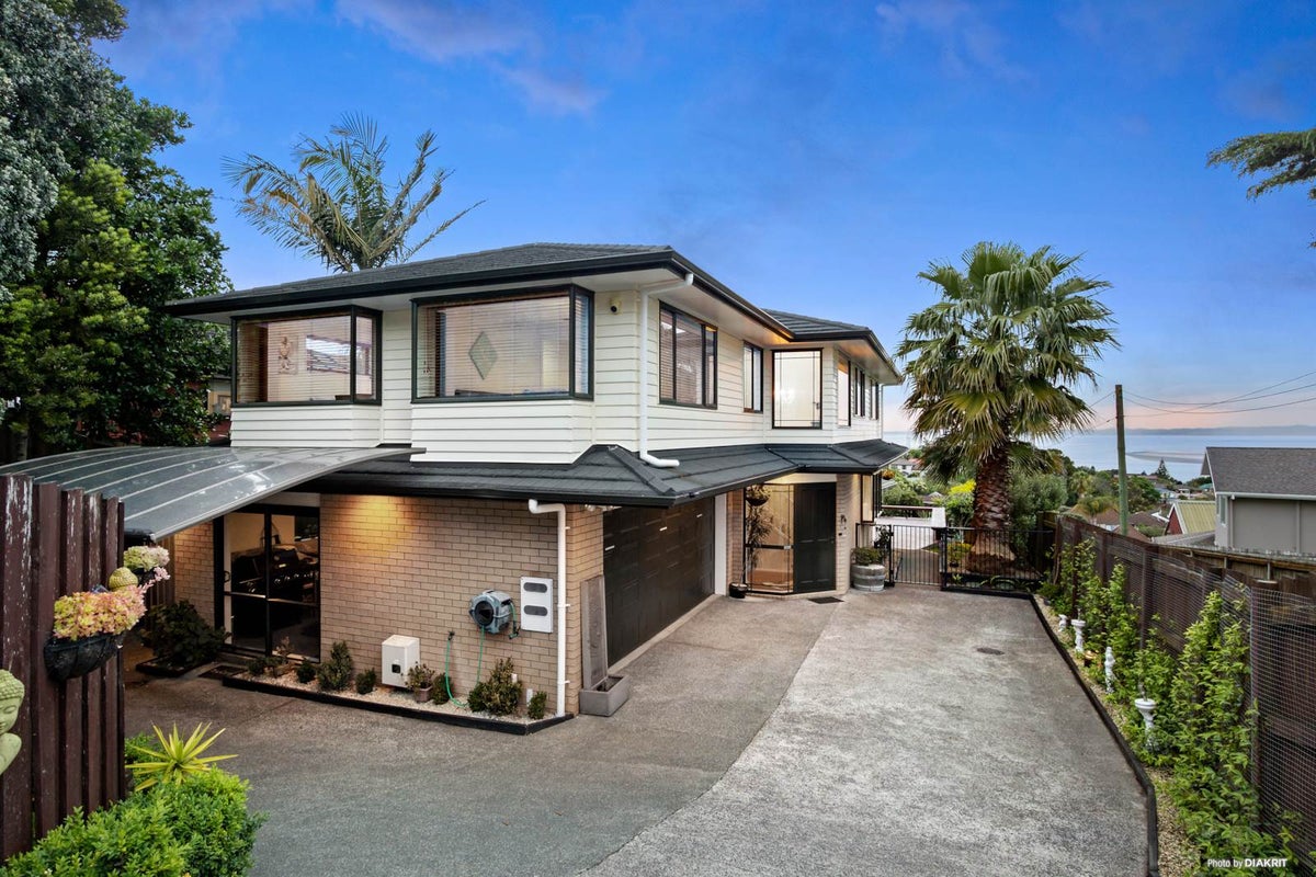 133 Donovan Street, Blockhouse Bay, Auckland - Carousel 1