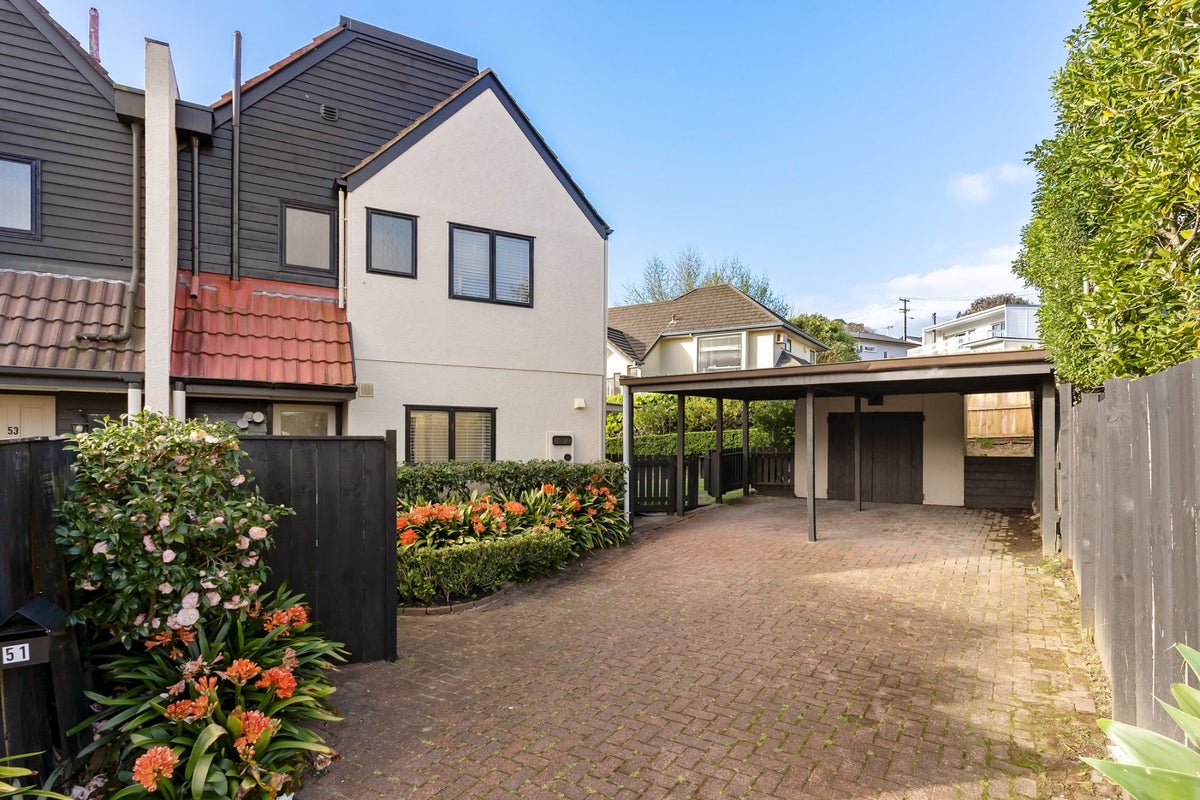 51 Maungarei Road, Remuera, Auckland - Carousel 2