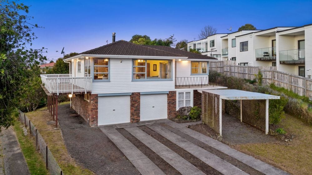 39 Seon Place, Birkdale, Auckland - Carousel 1