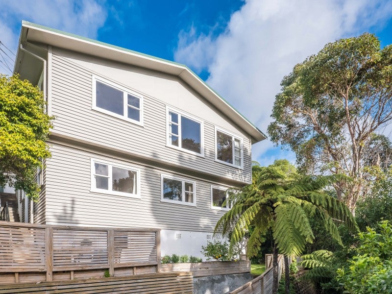 17 Hewett Way, Ngaio, Wellington - Carousel 1