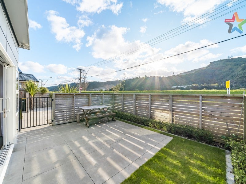 1249 Taita Drive, Taita, Lower Hutt - Carousel 2