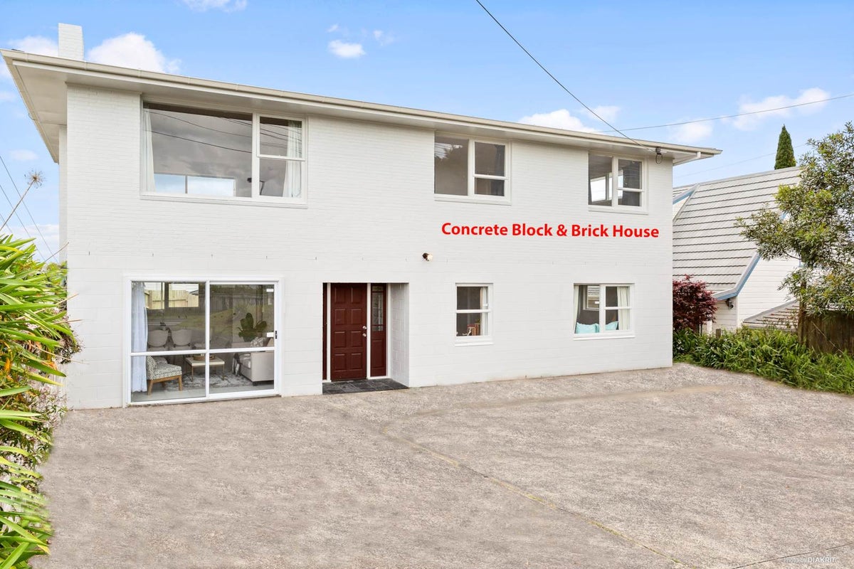 160 Sunset Road, Unsworth Heights, Auckland - Carousel 1