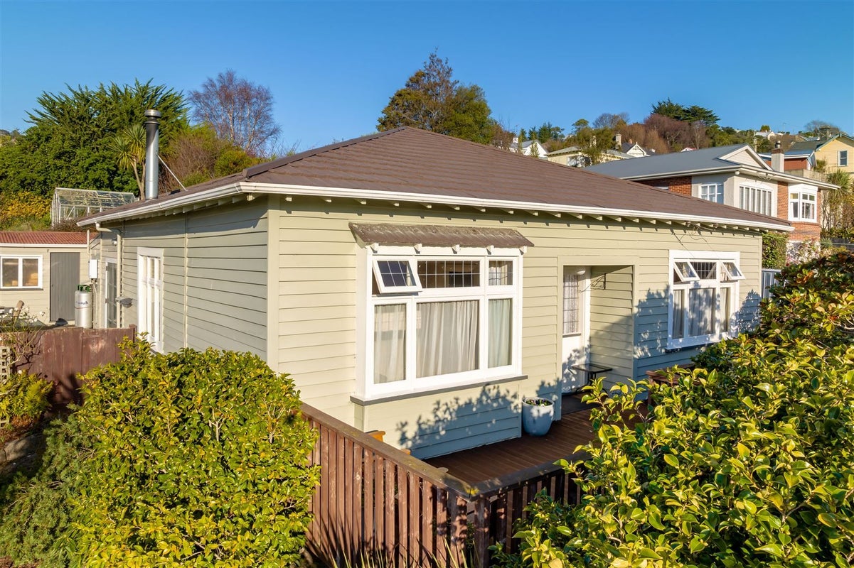 3 Lomond Street, Caversham, Dunedin - Carousel 2