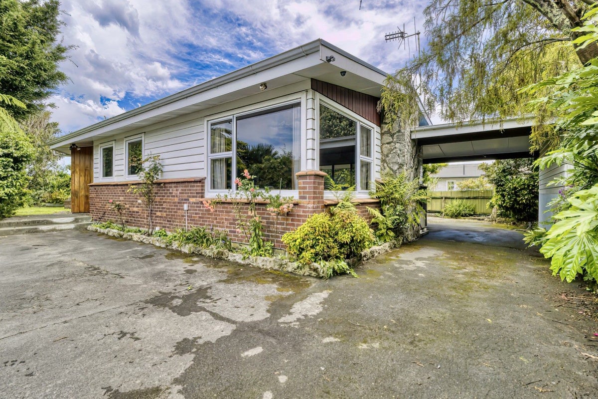 385 Kennedy Road, Pirimai, Napier - Carousel 1