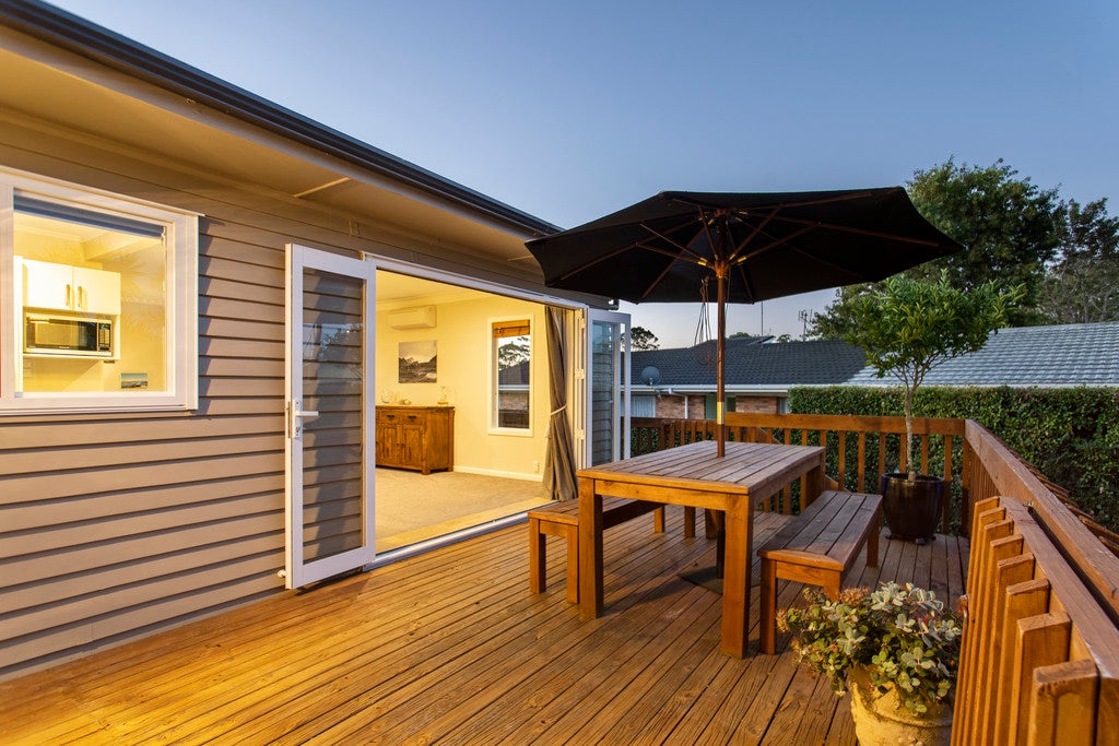 230B Te Atatu Road, Te Atatu South, Auckland - Carousel 2