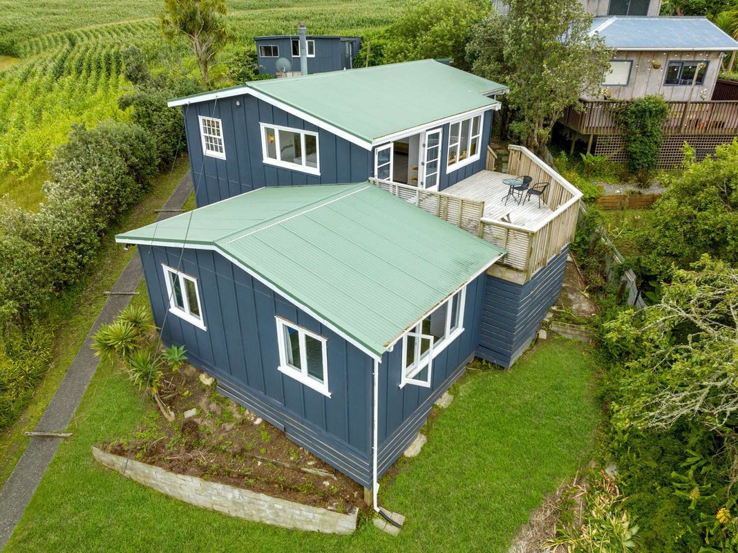 26 Shelly Beach Road, Shelly Beach, South Head - Carousel 1