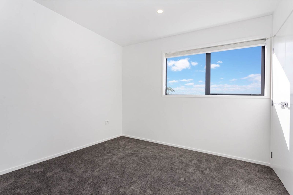 8/59 Matipo Road, Te Atatu Peninsula, Auckland - Carousel 10