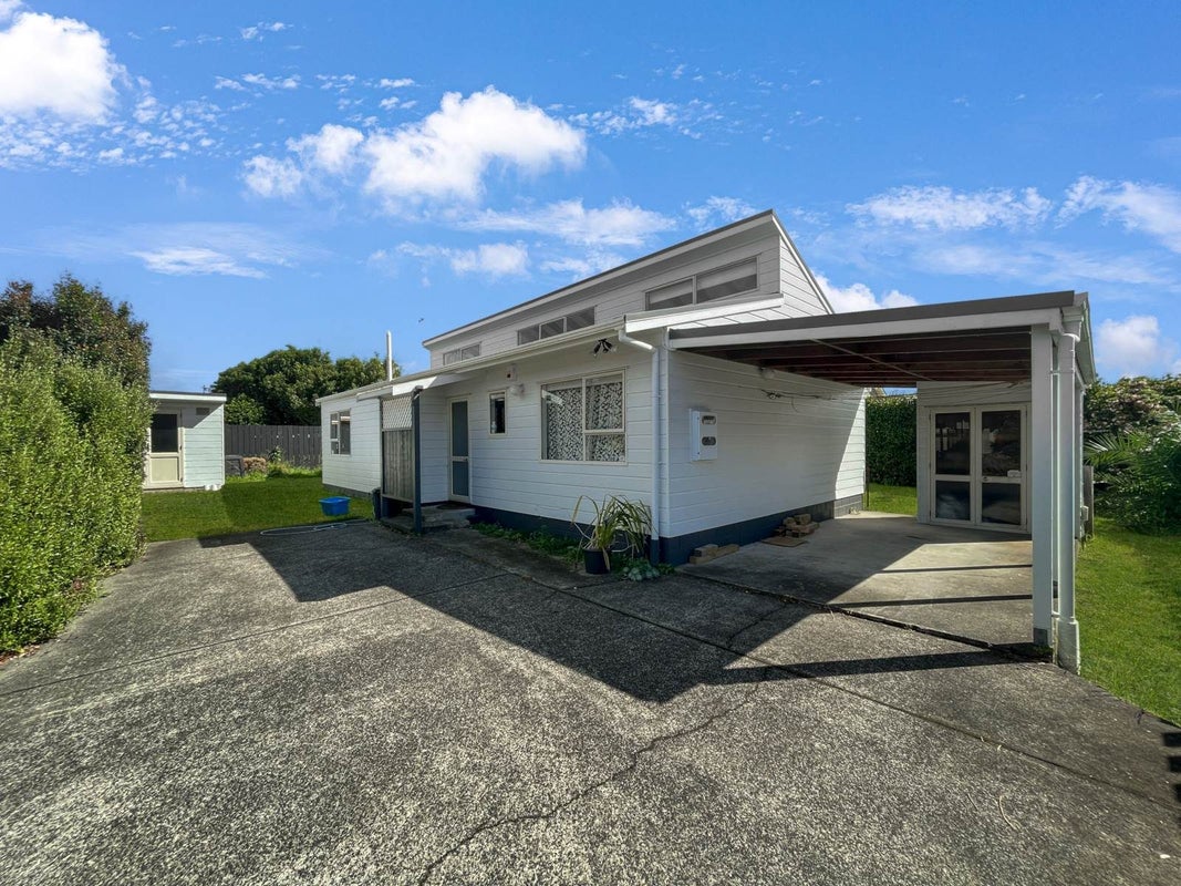 14B Cairnfield Road, Kensington, Whangarei - Carousel 1