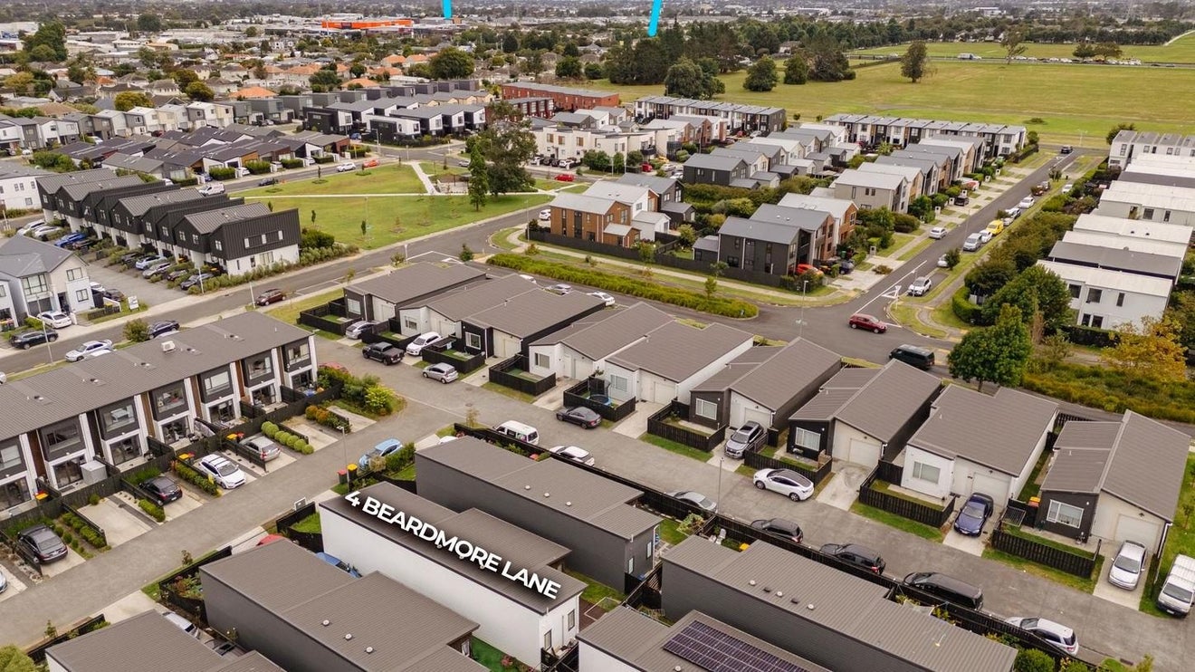 4 Beardmore Lane, Papakura, Papakura - Carousel 1