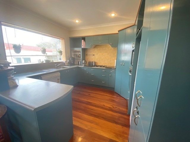 36 The Drive, Tawa, Wellington - Carousel 2