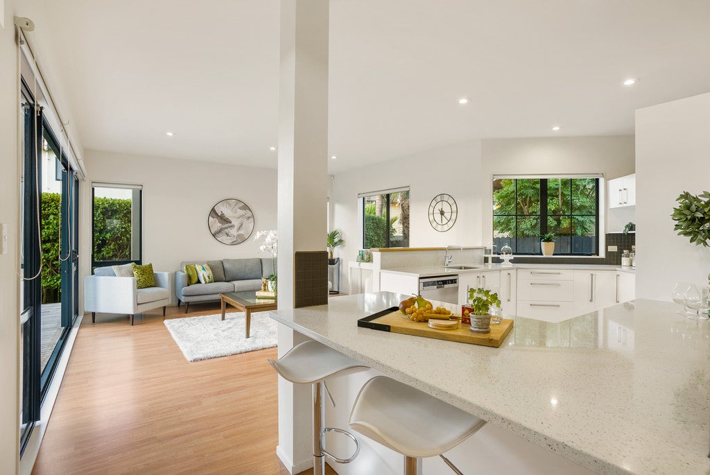 34 Riverstone Road, Te Atatu Peninsula, Auckland - Carousel 26
