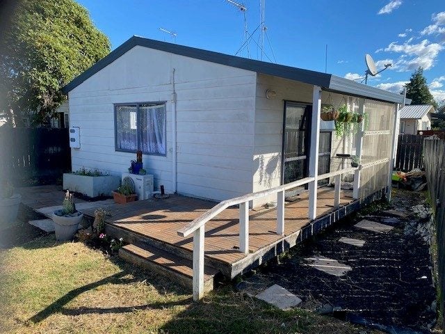 39A Avalon Drive, Nawton, Hamilton - Carousel 2