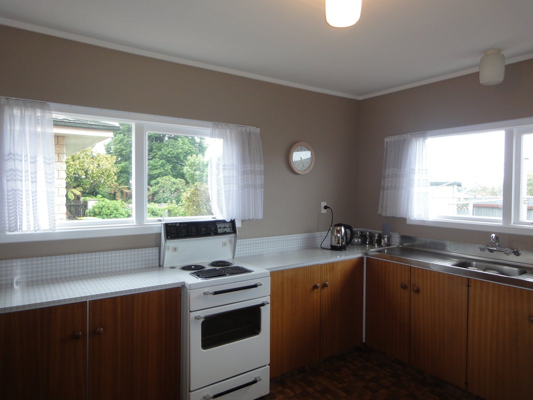 3 Hillsden Place, Glenwood, Timaru - Carousel 2