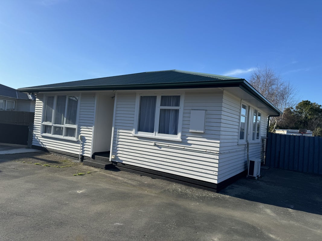 20 Flay Crescent, Burnside, Christchurch - Carousel 13