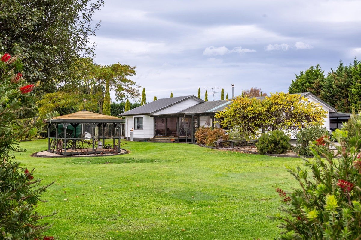 74 Charles Street, Carterton - Carousel 2