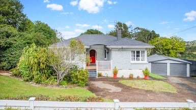 48 Red Hills Road, Massey, Auckland - Carousel 1