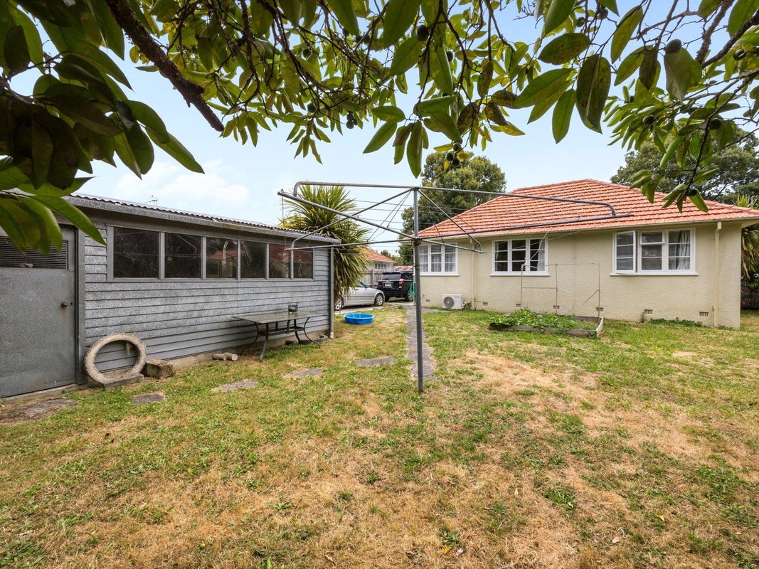 79 Fairfield Road, Fairfield, Hamilton - Carousel 3