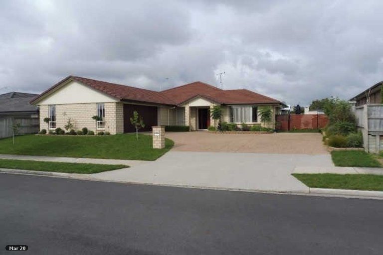 17 Hensley Crescent, Flagstaff, Hamilton - Carousel 2