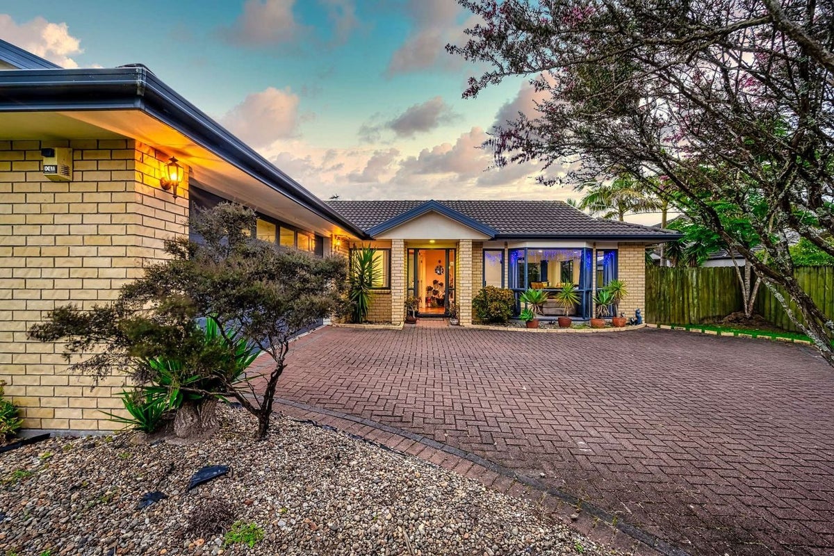 20 Gransna Lane, East Tamaki, Auckland - Carousel 13