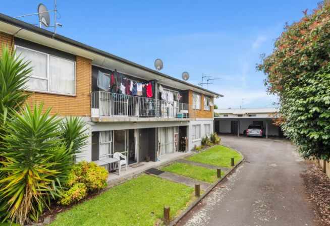 2/46 May Street, Hamilton East, Hamilton - Carousel 7