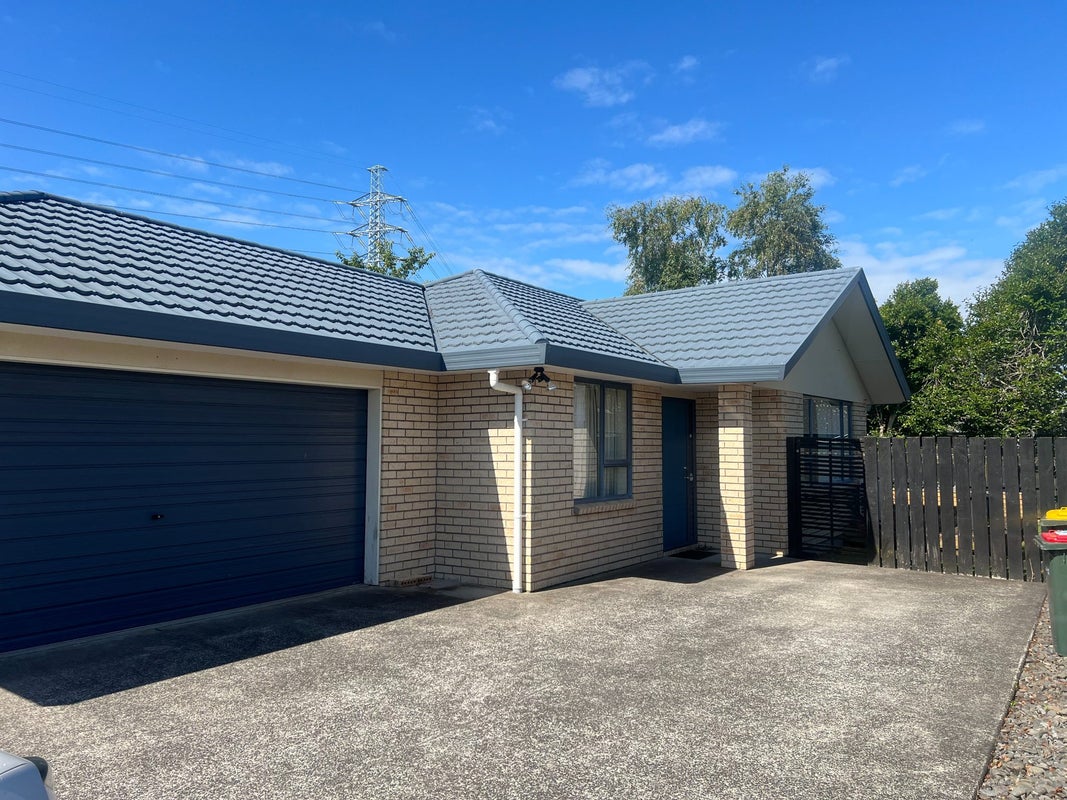 31 Pateke Drive, Takanini, Auckland - Carousel 1