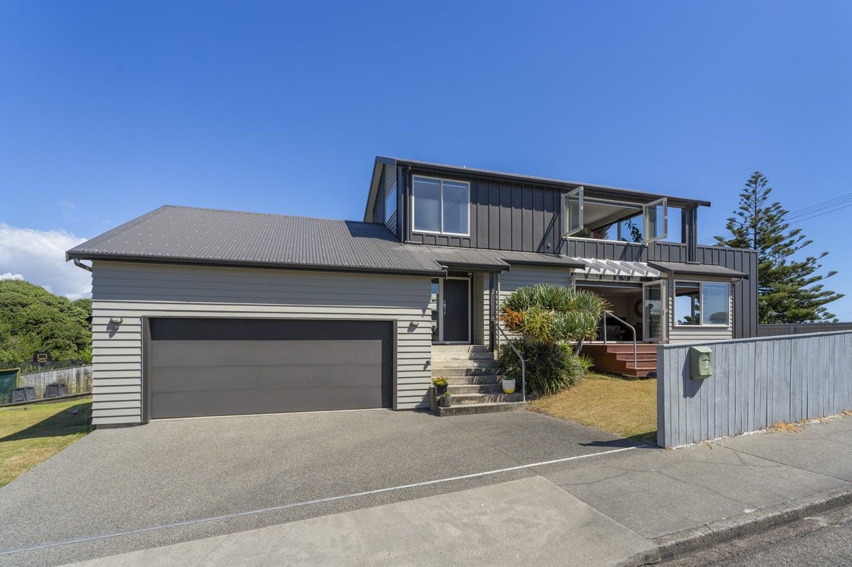 2 Kowhai Street, Otaki Beach, Otaki - Carousel 2