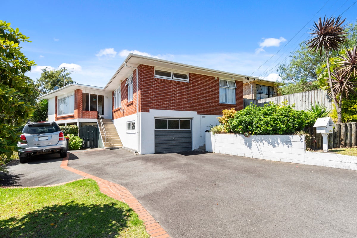 31 Merivale Road, Parkvale, Tauranga - Carousel 1