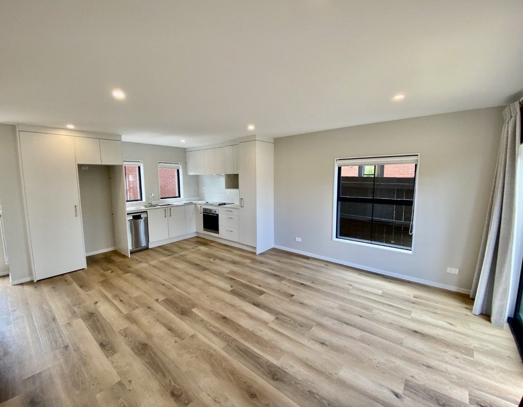 5/15 Sunhill Road, Sunnyvale, Auckland - Carousel 1