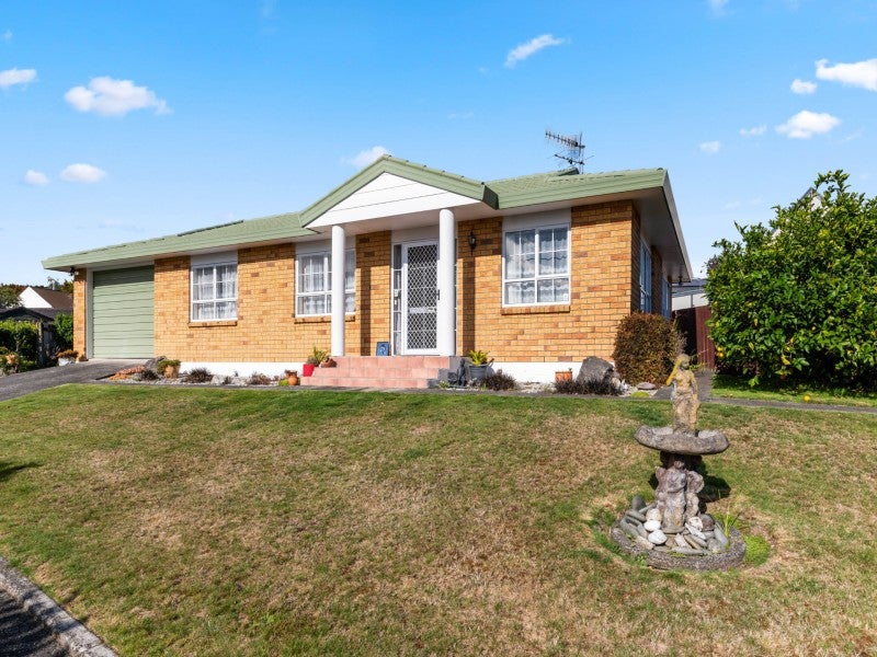 18A Hoyte Place, Pukehangi, Rotorua - Carousel 1