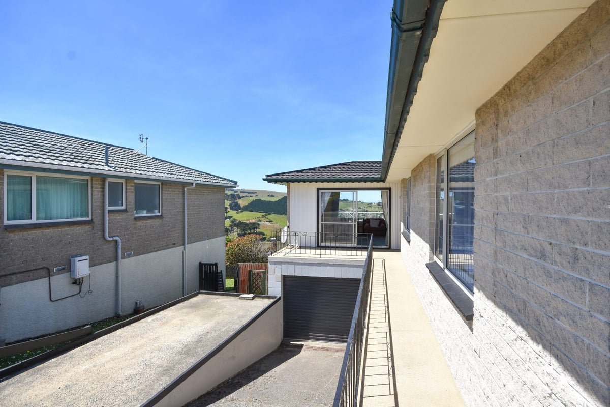 64 Spencer Street, Andersons Bay, Dunedin - Carousel 2