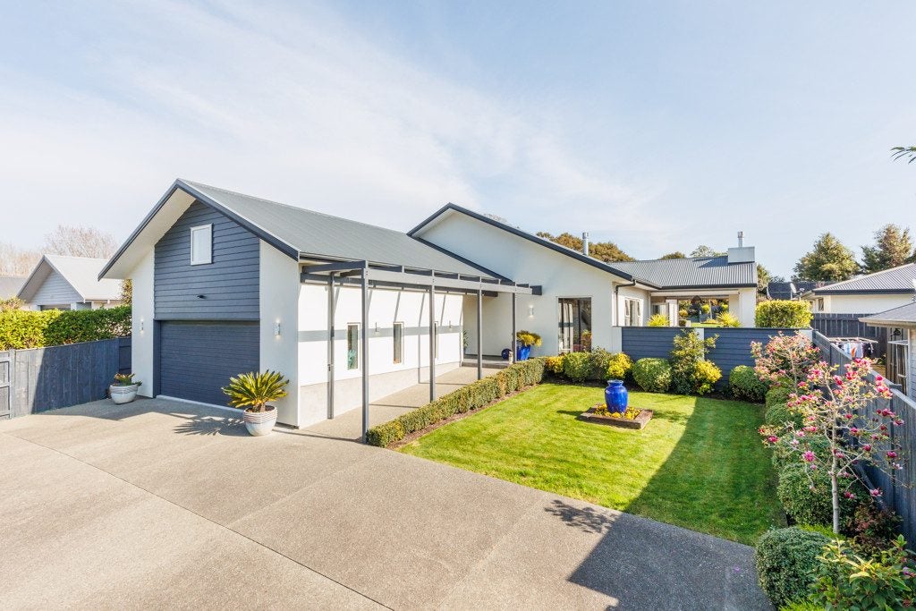 115 Atawhai Road, Fitzherbert, Palmerston North - Carousel 2