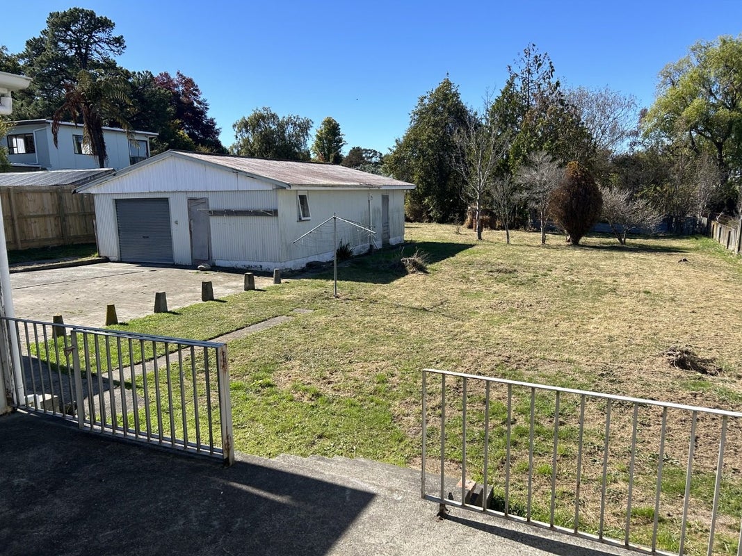 16 Matai Street, Lansdowne, Masterton - Carousel 2