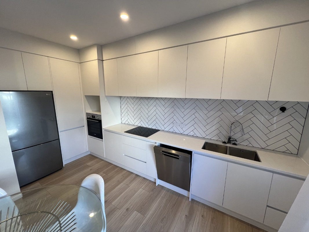 2/39 Graham Avenue, Te Atatu Peninsula, Auckland - Carousel 2