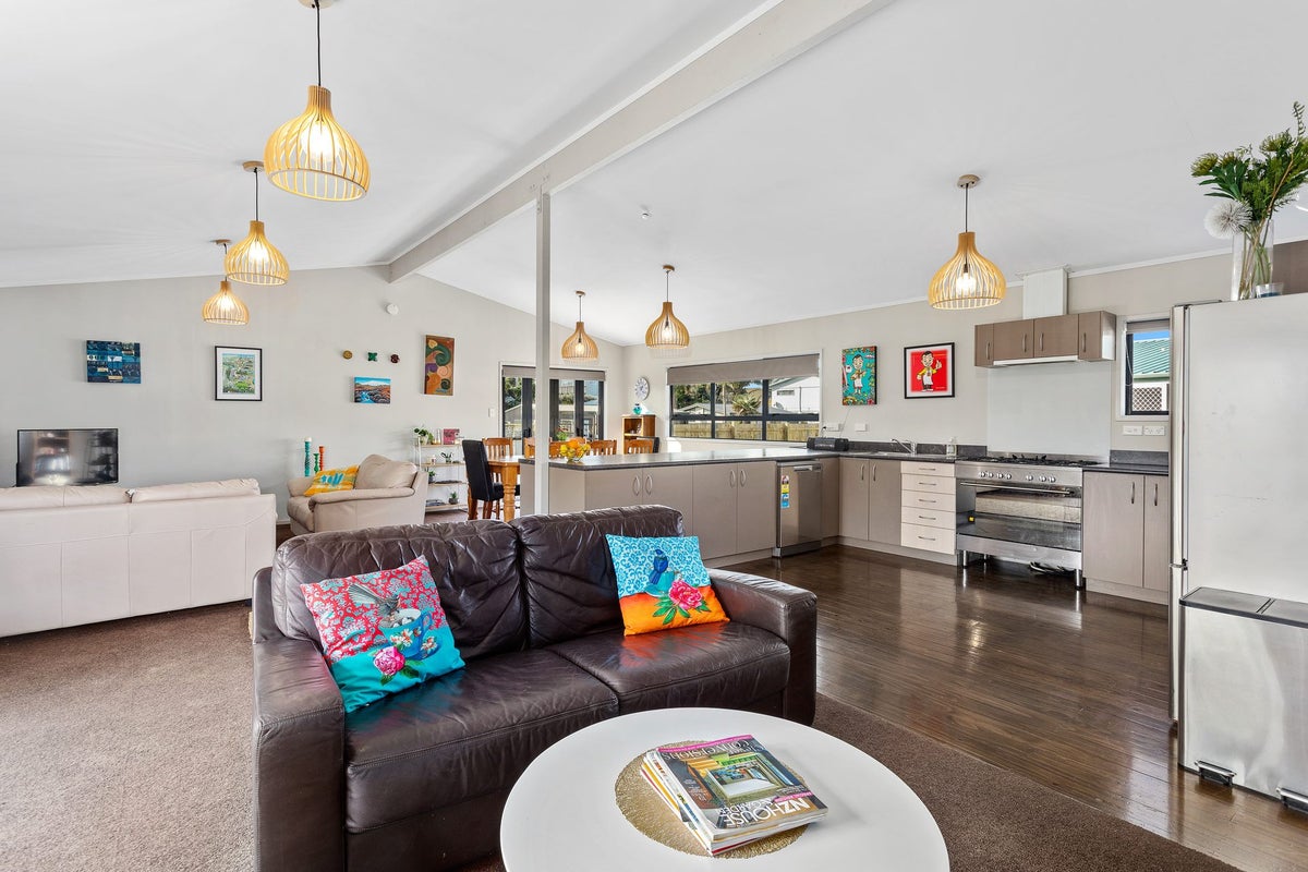 94 Harbour Road, Ohope, Ohope - Carousel 2