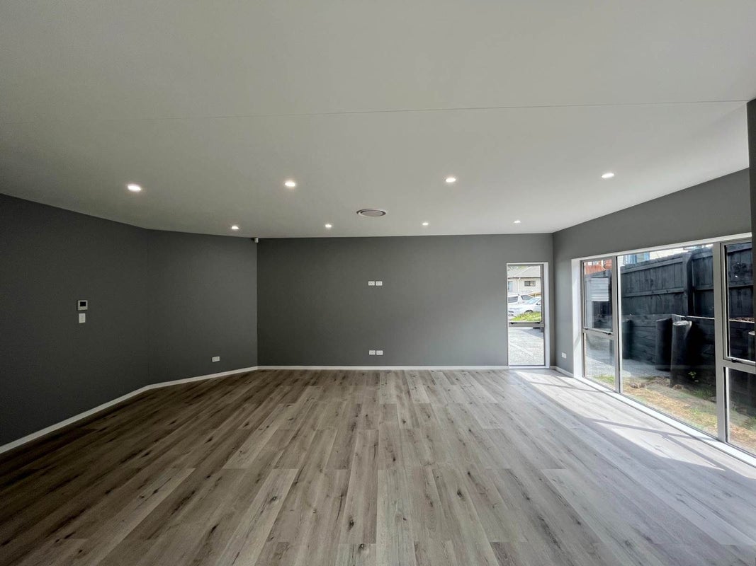 5 Makora Road, Massey, Auckland - Carousel 2