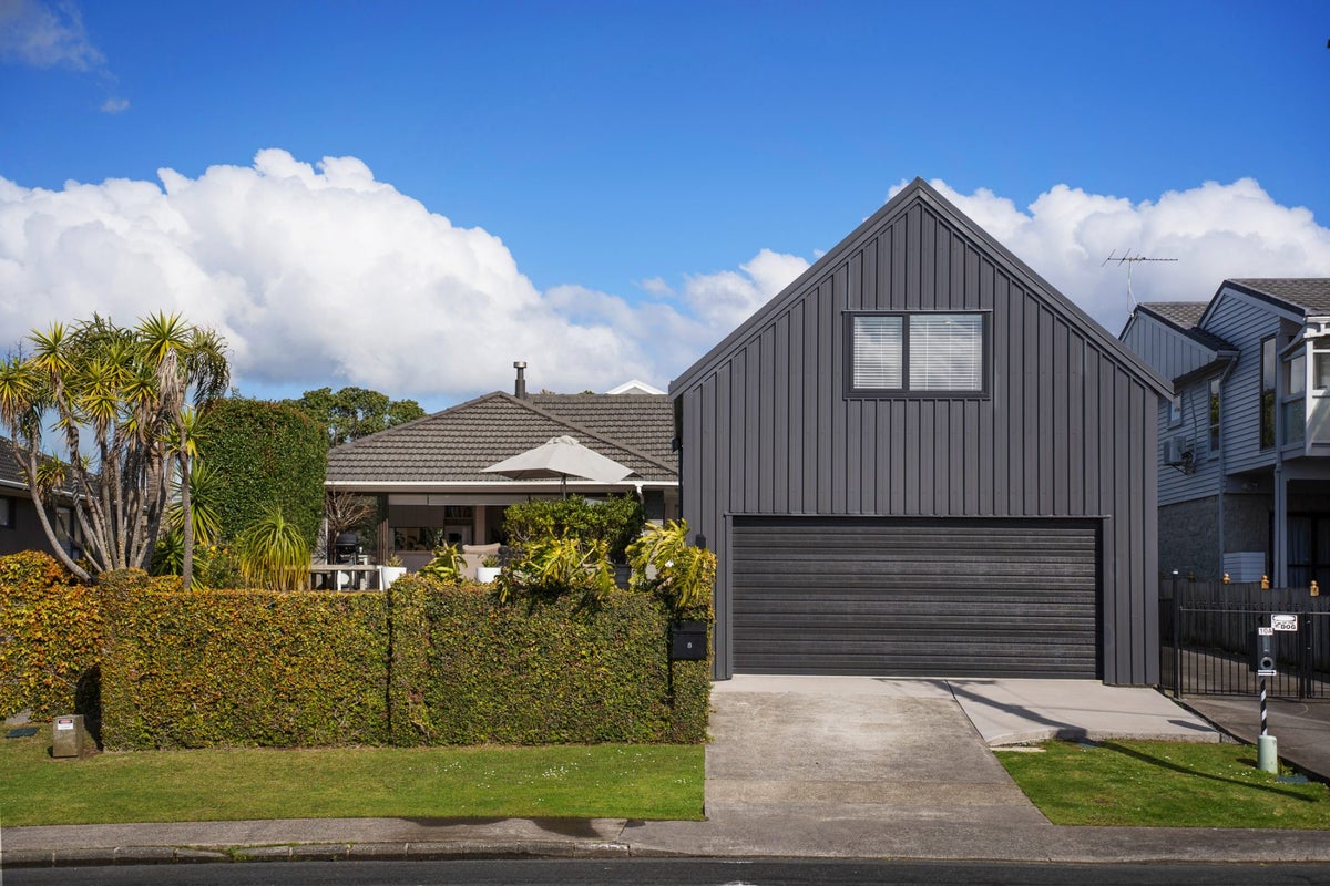 1/8 Waller Avenue, Bucklands Beach, Auckland - Carousel 2