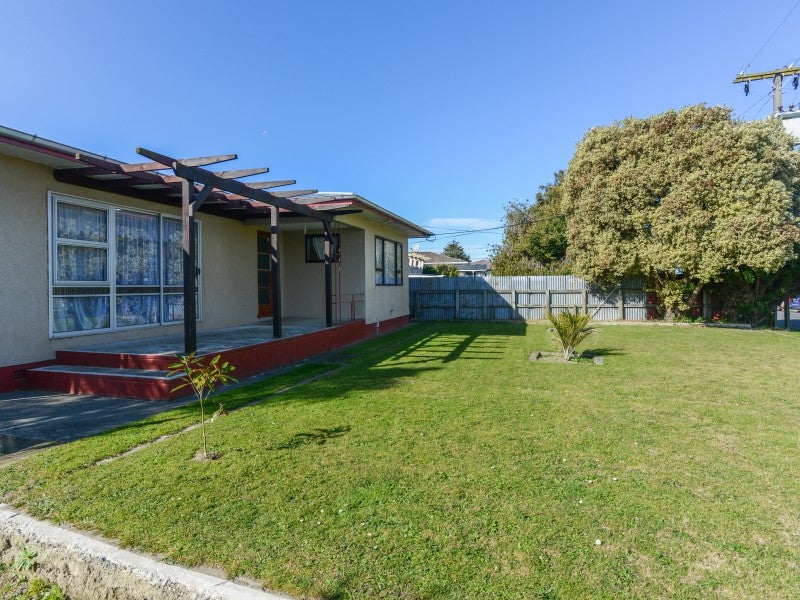 8 Bestall Street, Maraenui, Napier - Carousel 16