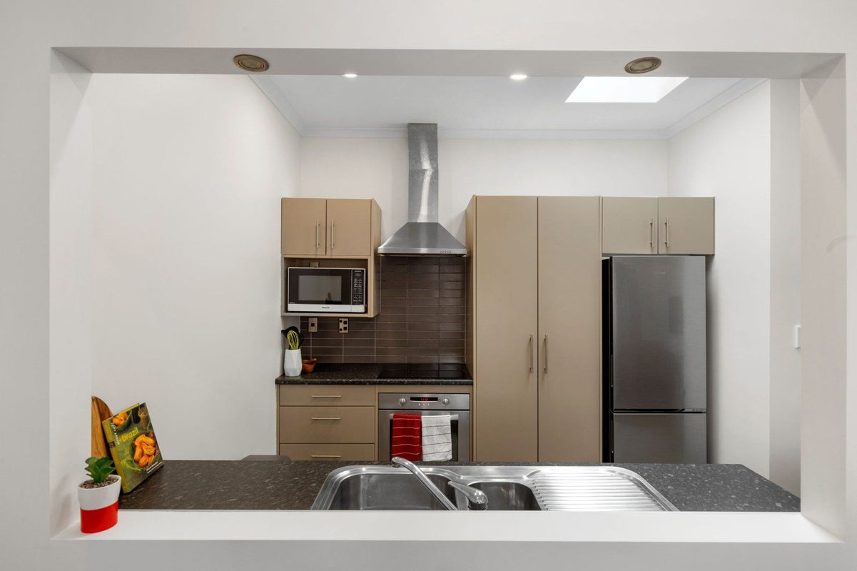 11B Bleakley Place, Hillcrest, Hamilton - Carousel 2