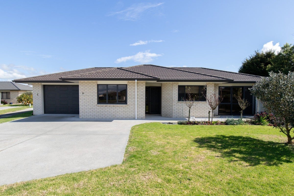 5 Lodge Lane, Elgin, Ashburton - Carousel 18