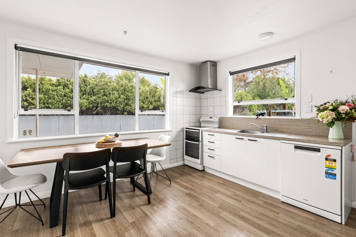 98 King Street, Taradale, Napier - Carousel 1