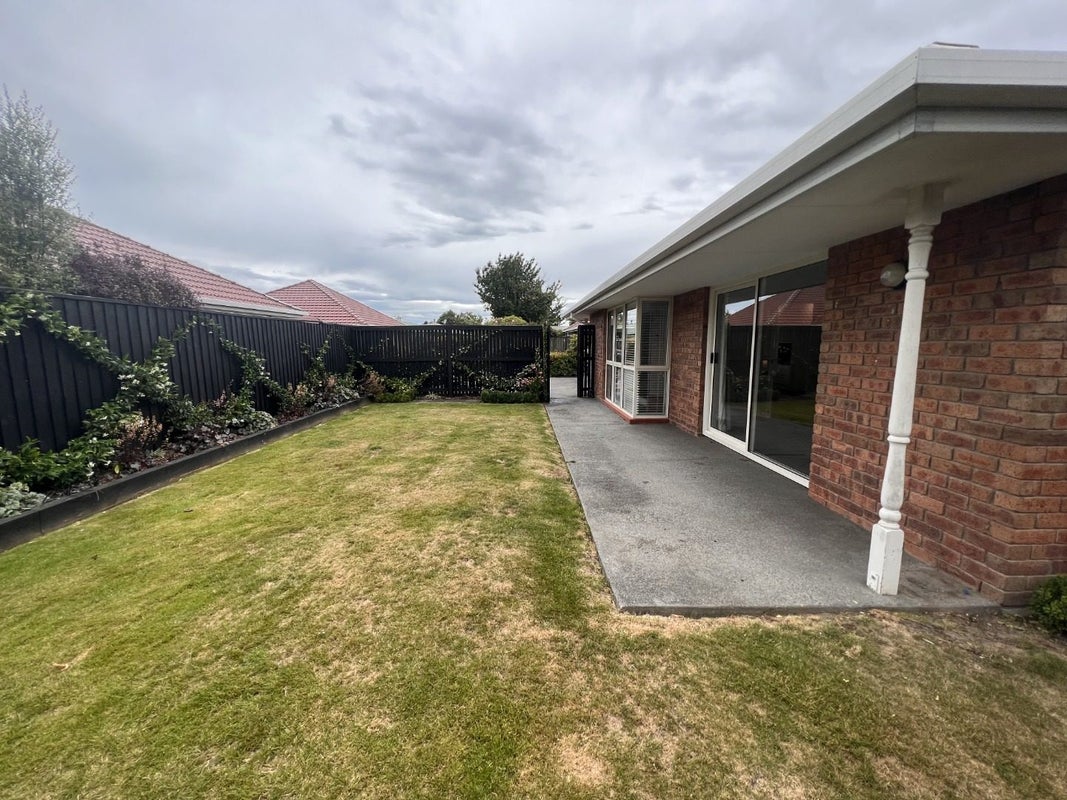 37B Highsted Road, Bishopdale, Christchurch - Carousel 19