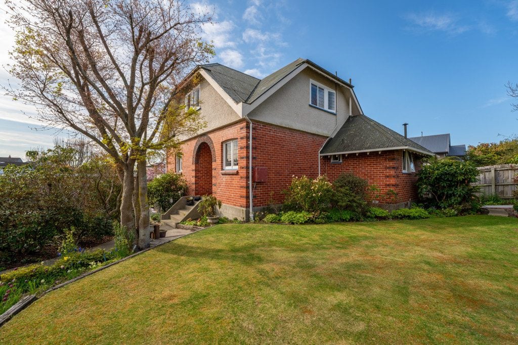 33 Kitchener Square, Highfield, Timaru - Carousel 2