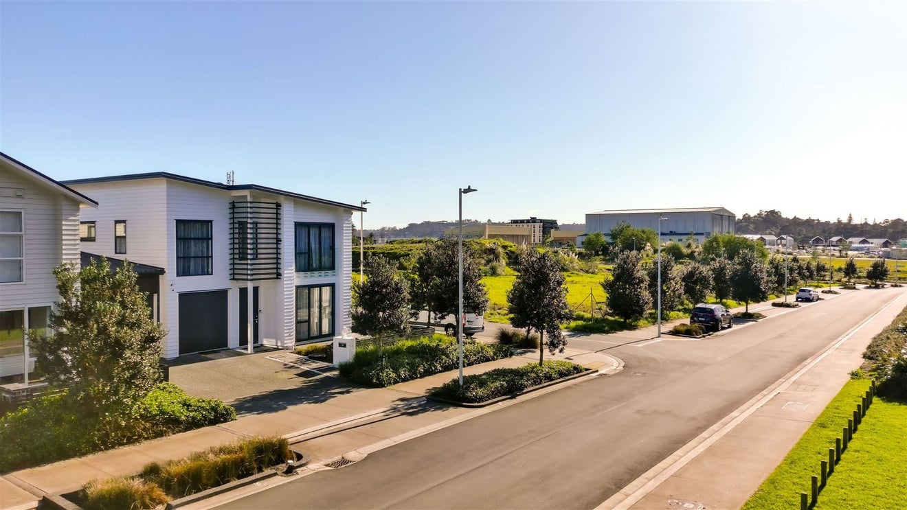 94 Bomb Point Drive, Hobsonville, Auckland - Carousel 2