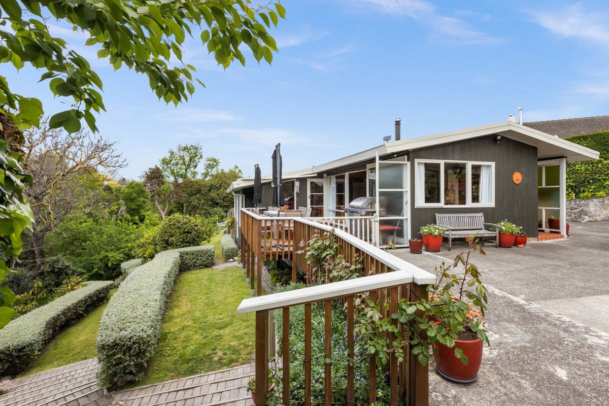113B Chaucer Road North, Hospital Hill, Napier - Carousel 1