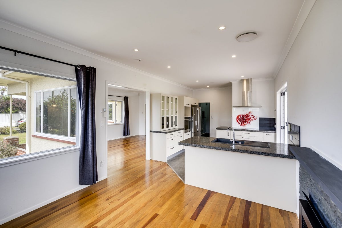 51 Menin Road, Onekawa, Napier - Carousel 1