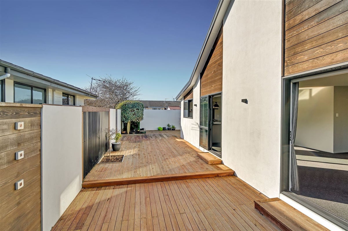 16 Trevor Street, Hornby, Christchurch - Carousel 2