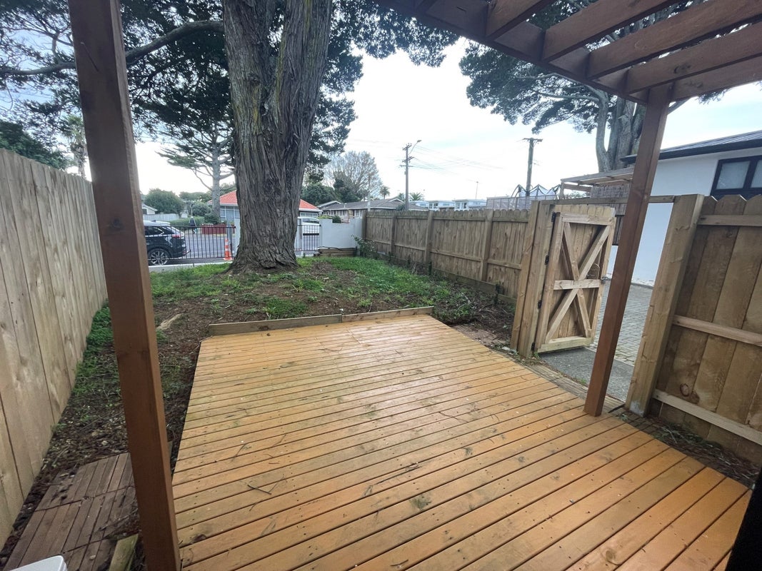 9/48 Wallace Road, Papatoetoe, Auckland - Carousel 13