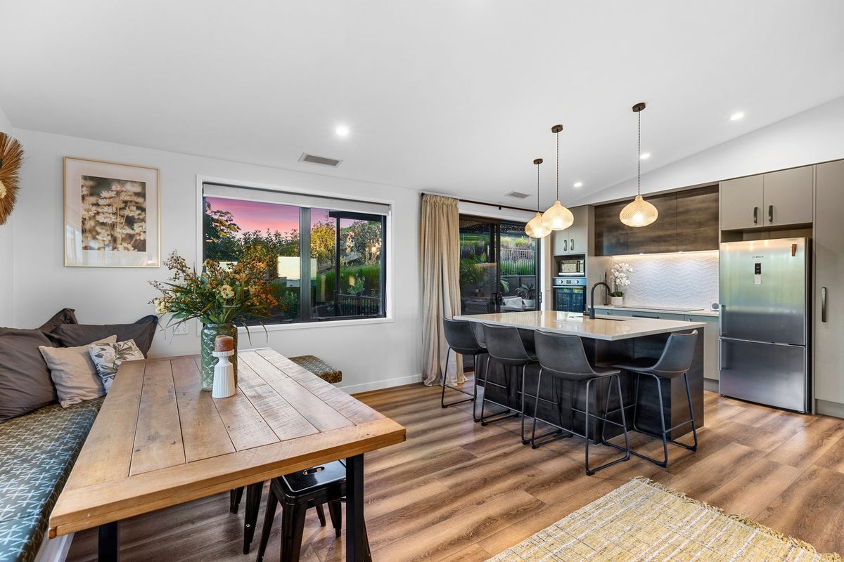 16 Mearns Way, Ohauiti, Tauranga - Carousel 2